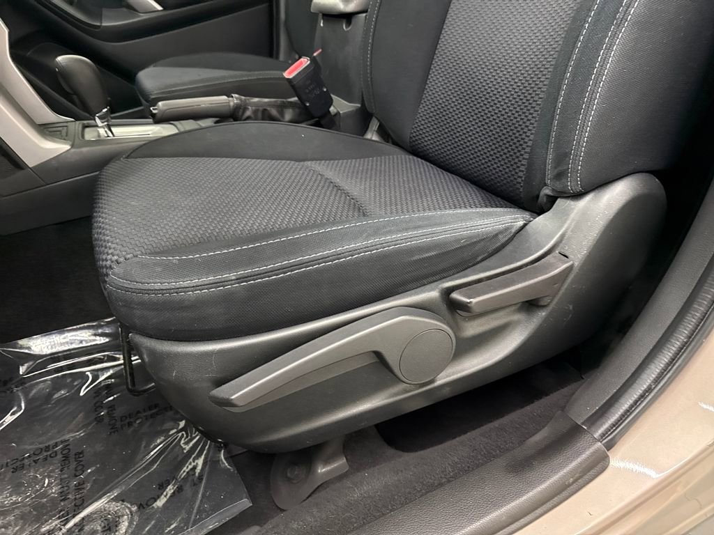Used 2016 Subaru Forester 2.5i w/ Alloy Wheel Package image 12