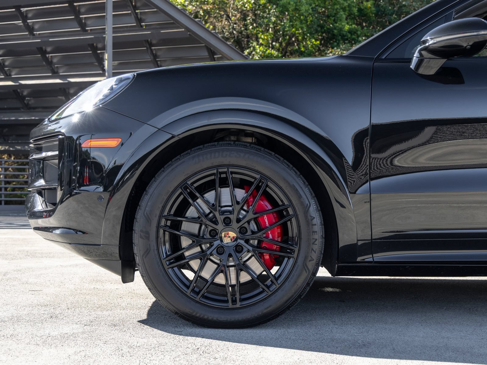 Certified 2025 Porsche Cayenne GTS AWD/4WD image 13