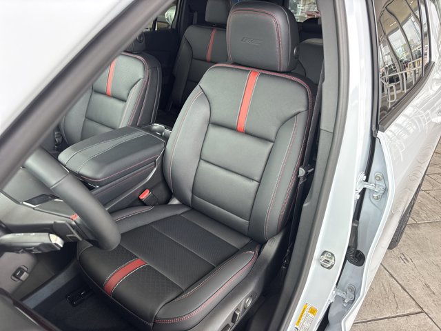 New 2026 Chevrolet Traverse RS image 24