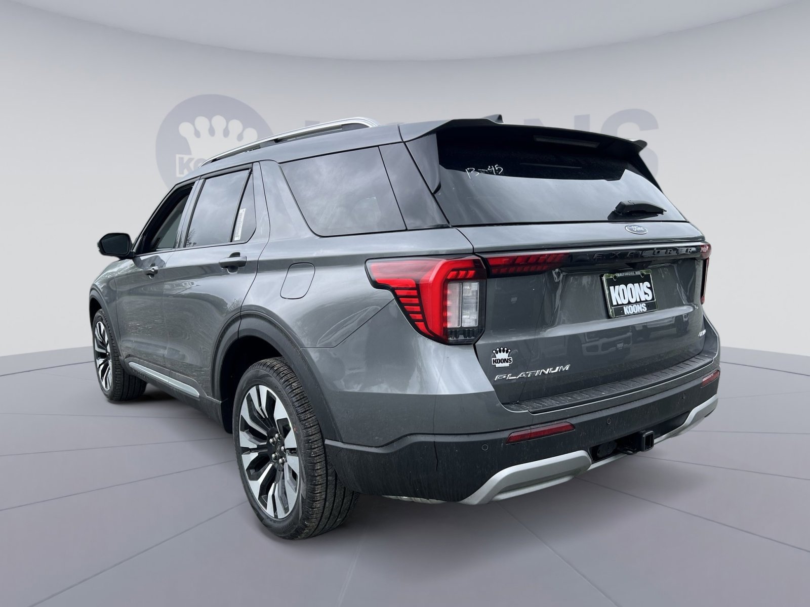 New 2026 Ford Explorer Platinum w/ LUX Leather Package AWD/4WD image 4