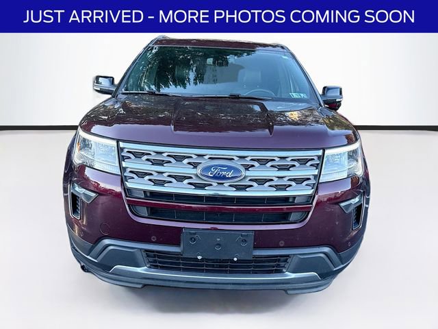 Used 2018 Ford Explorer XLT w/ Equipment Group 202A image 2