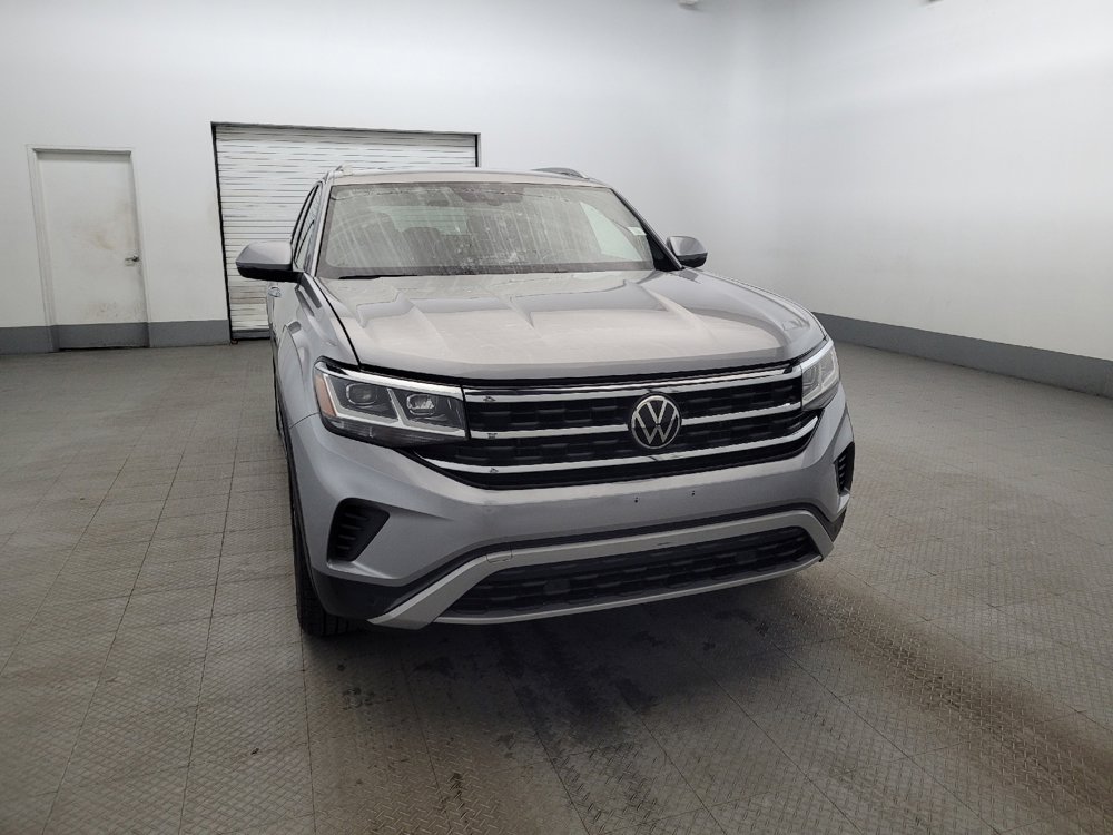 Used 2020 Volkswagen Atlas Cross Sport SE w/ Panoramic Sunroof Package image 14