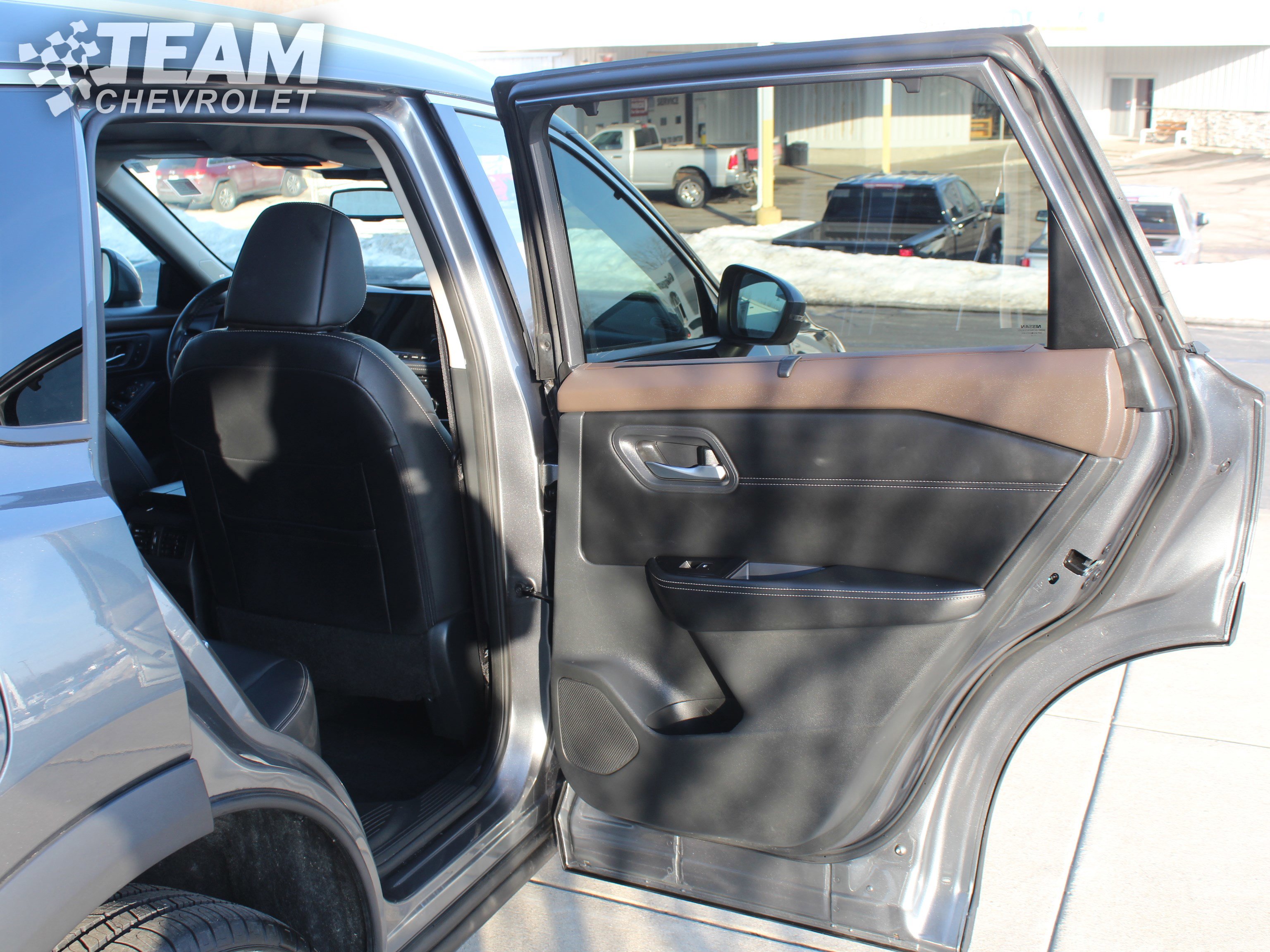 Used 2023 Nissan Rogue SL w/ SL Premium Package image 24