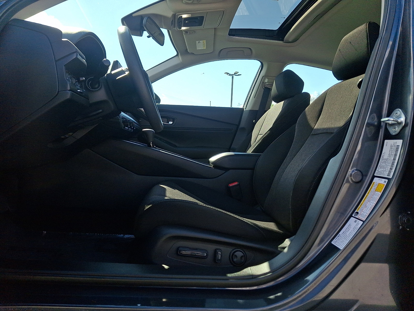Used 2023 Honda Accord EX image 13