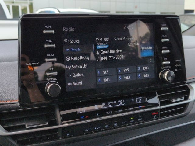 Certified 2022 Toyota Sienna XSE AWD/4WD image 12