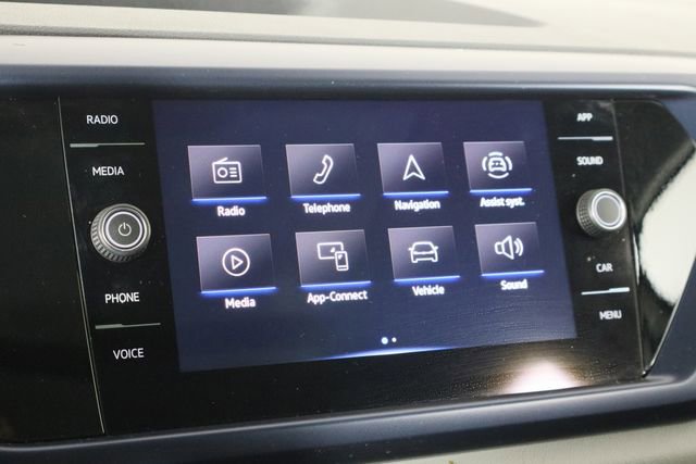 Used 2023 Volkswagen Taos SE w/ Panoramic Sunroof Package image 34