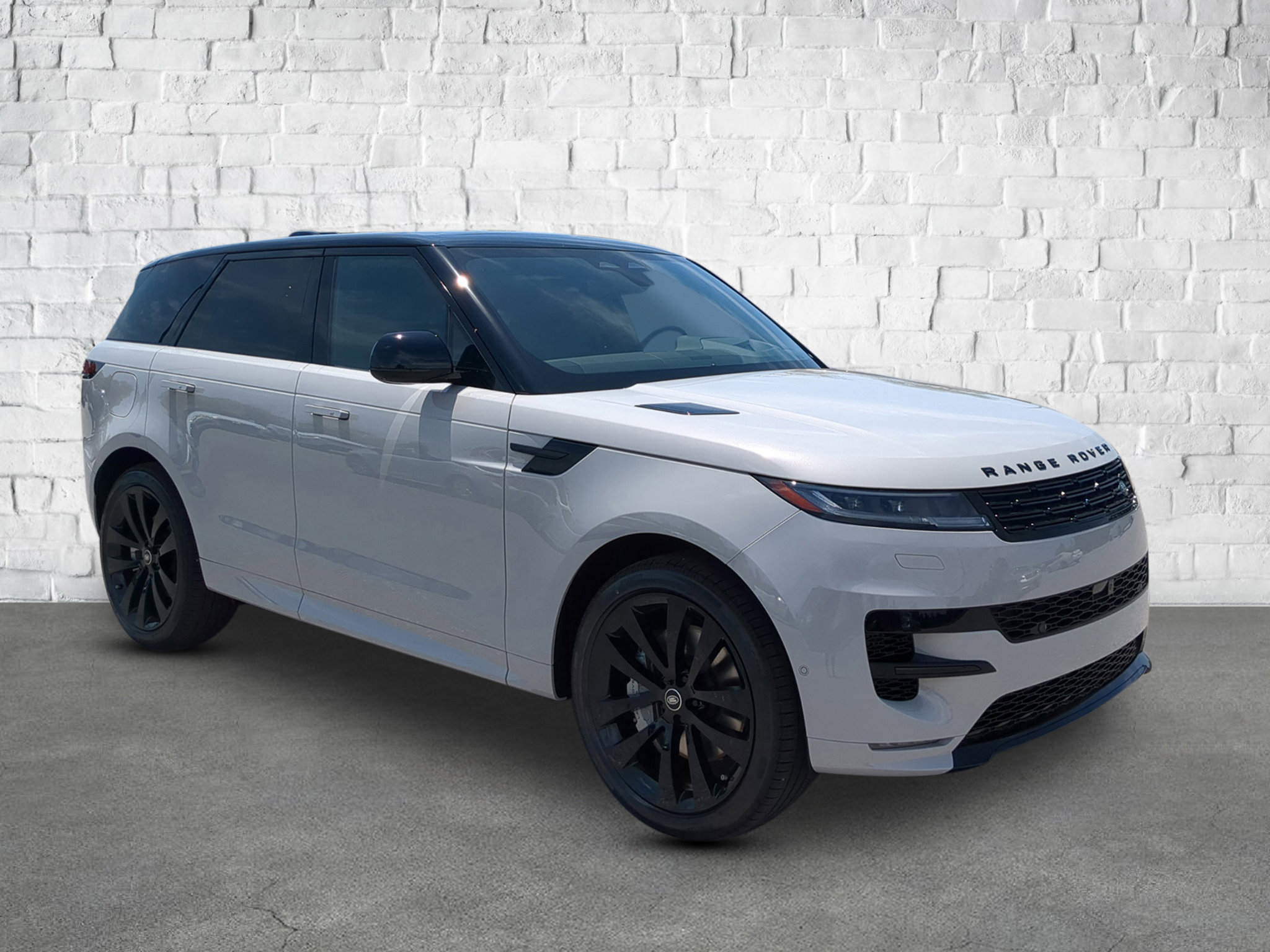 New 2025 Land Rover Range Rover Sport Dynamic SE image 5