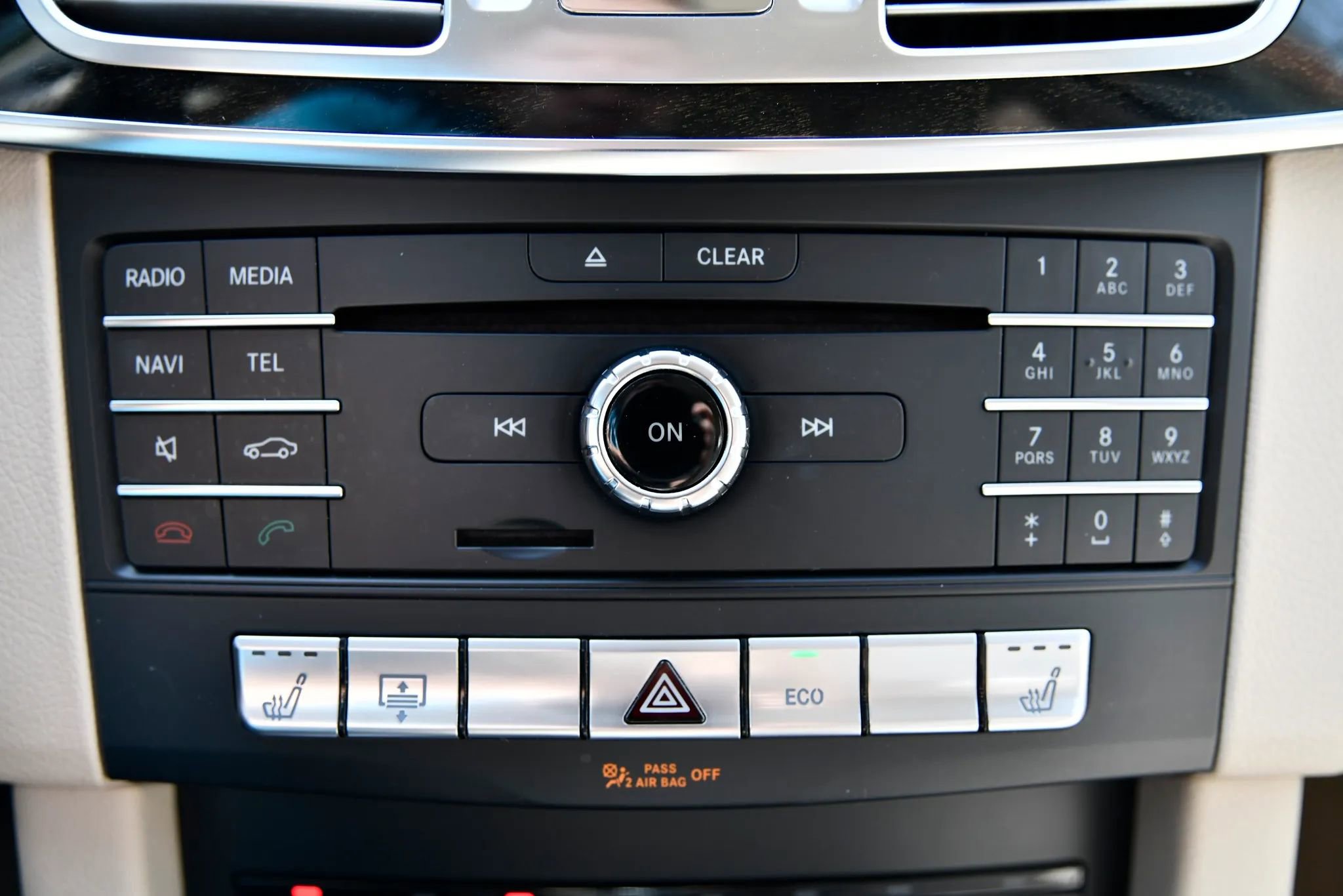 Used 2016 Mercedes-Benz E 350 4MATIC Sedan image 21