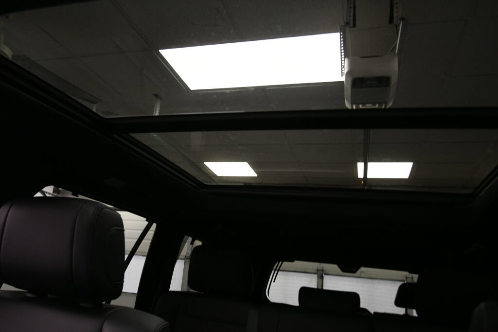 Certified 2025 Toyota Sequoia Limited w/ Tow Technology Package AWD/4WD image 20
