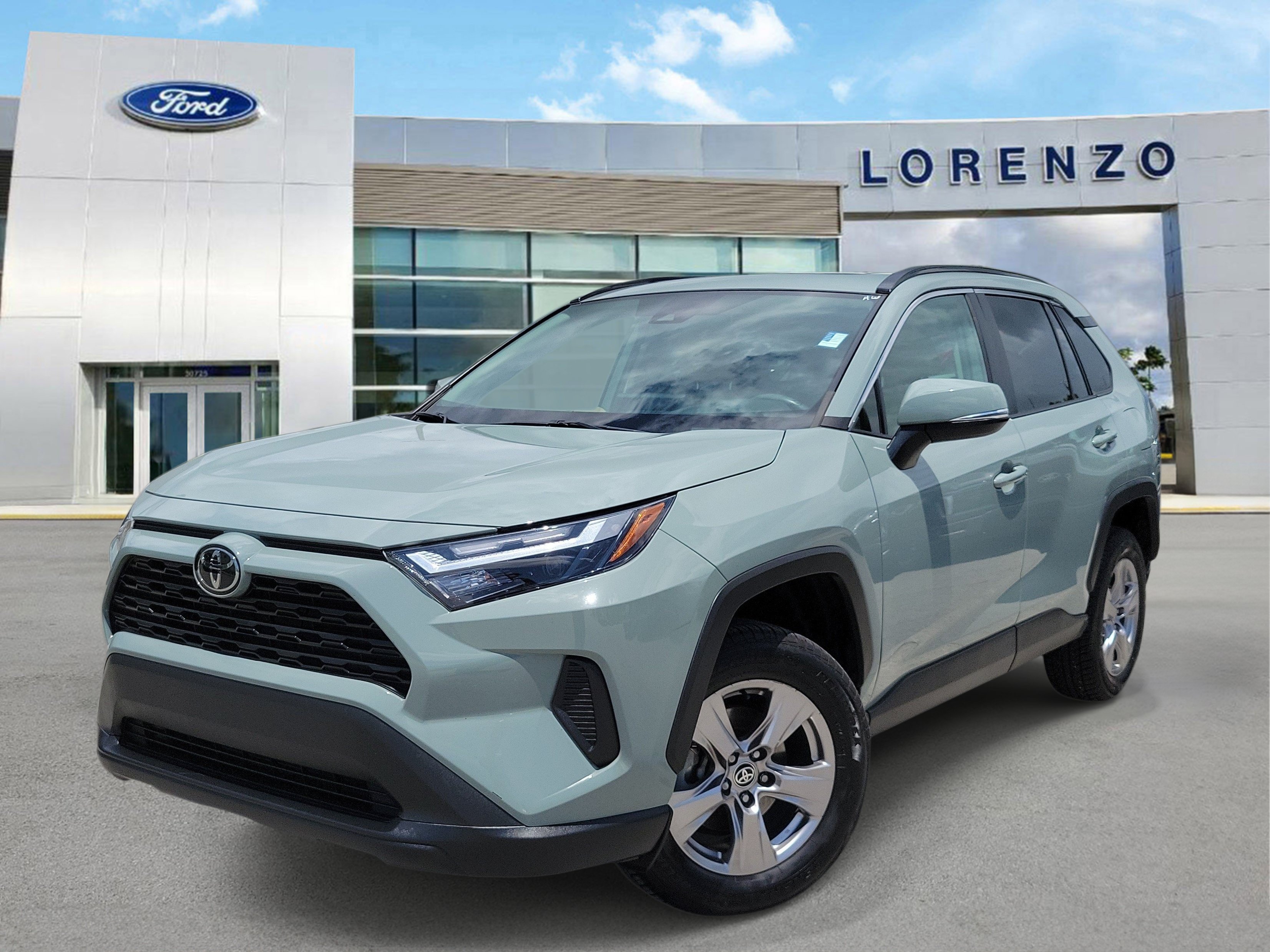 Used 2022 Toyota RAV4 XLE w/ Convenience Package