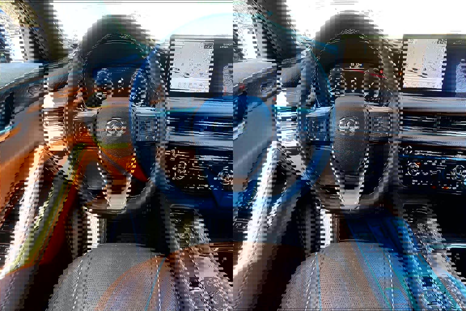 Used 2022 INFINITI QX60 Autograph w/ Cargo Package image 5