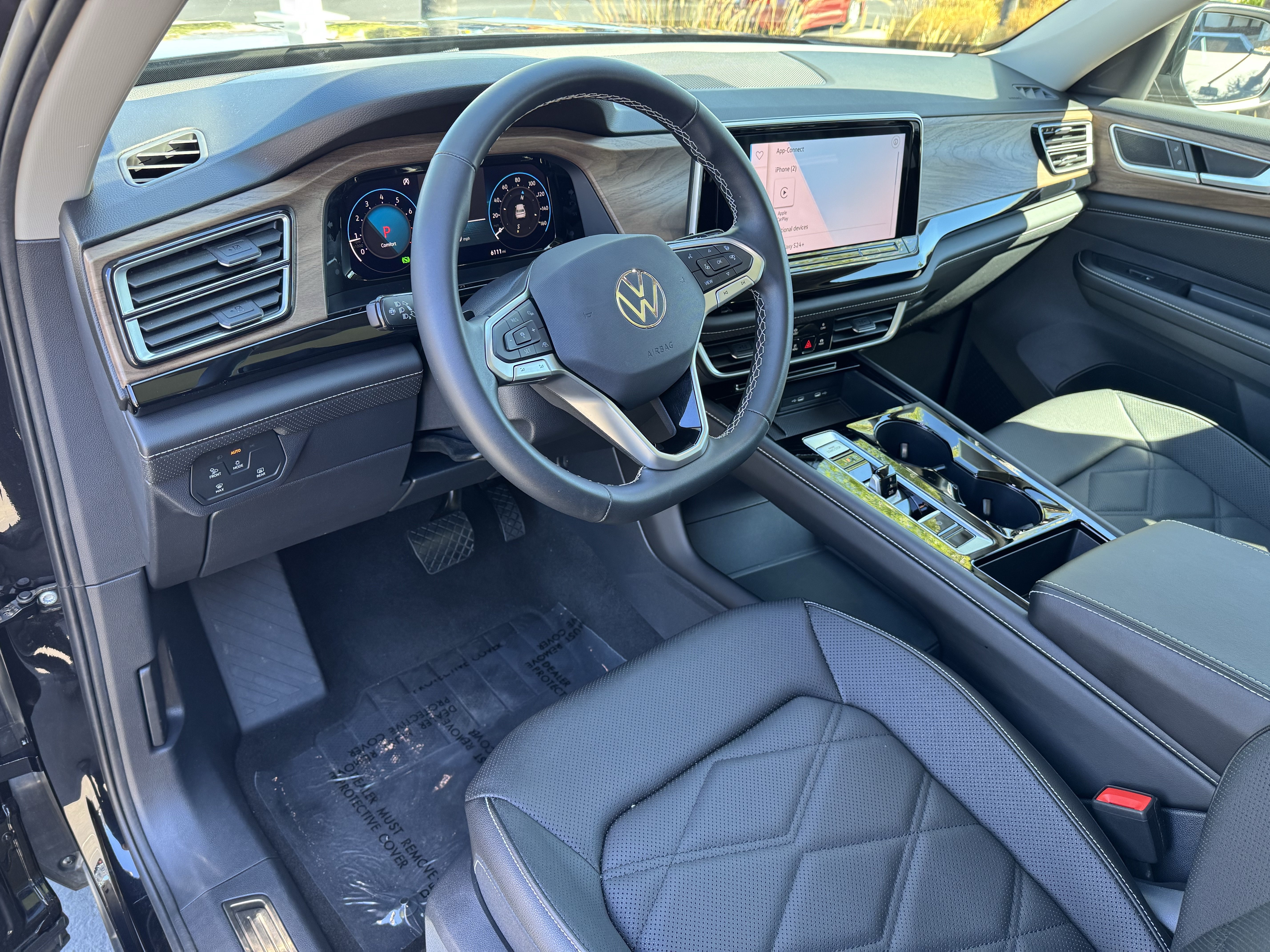 Used 2026 Volkswagen Atlas SE FWD image 15