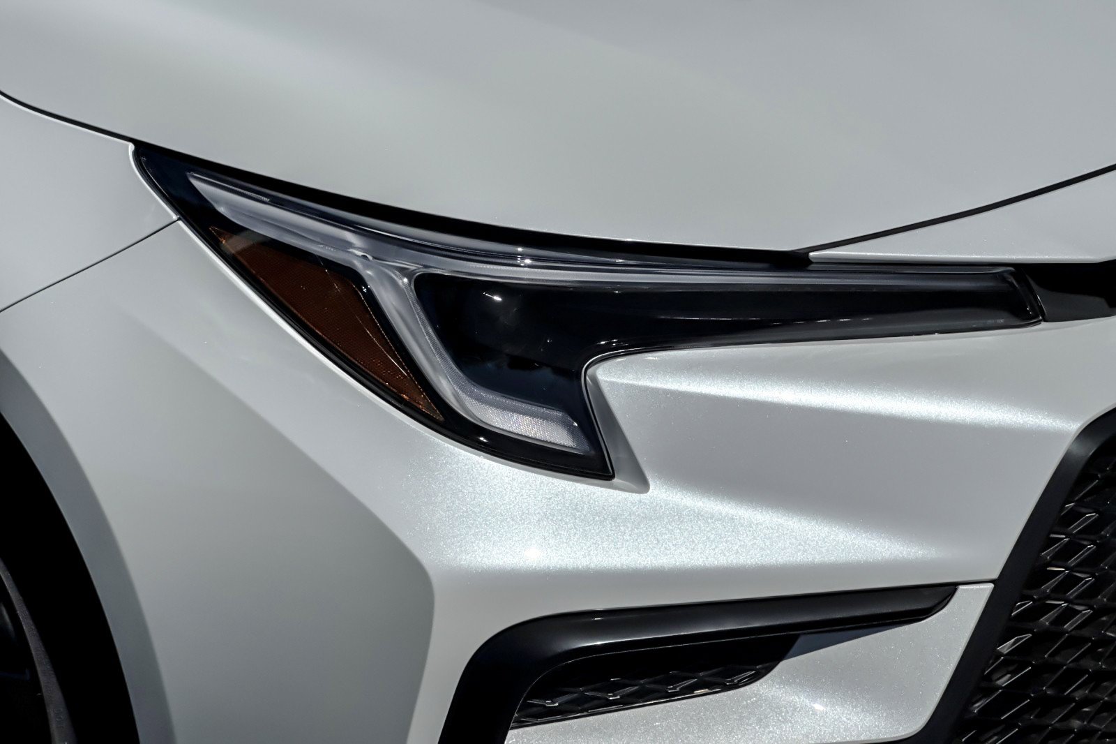 New 2027 Toyota Corolla XSE FWD image 29