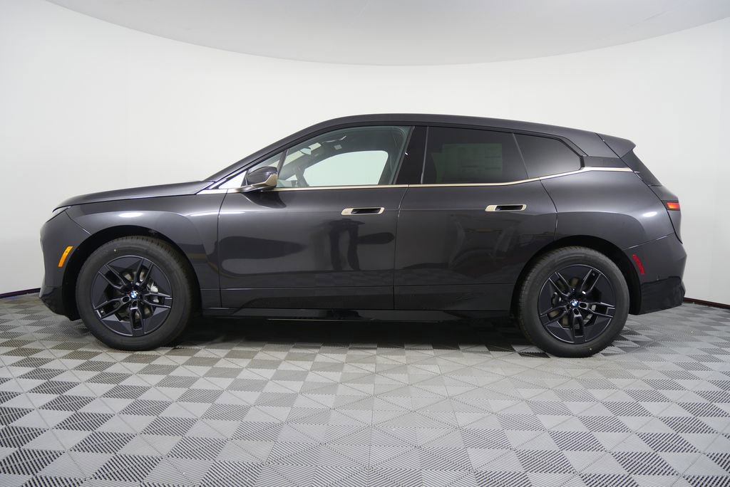 New 2026 BMW iX xDrive45 image 6
