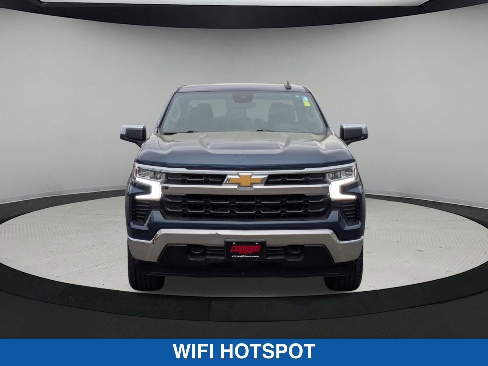 Used 2023 Chevrolet Silverado 1500 LT AWD/4WD image 9