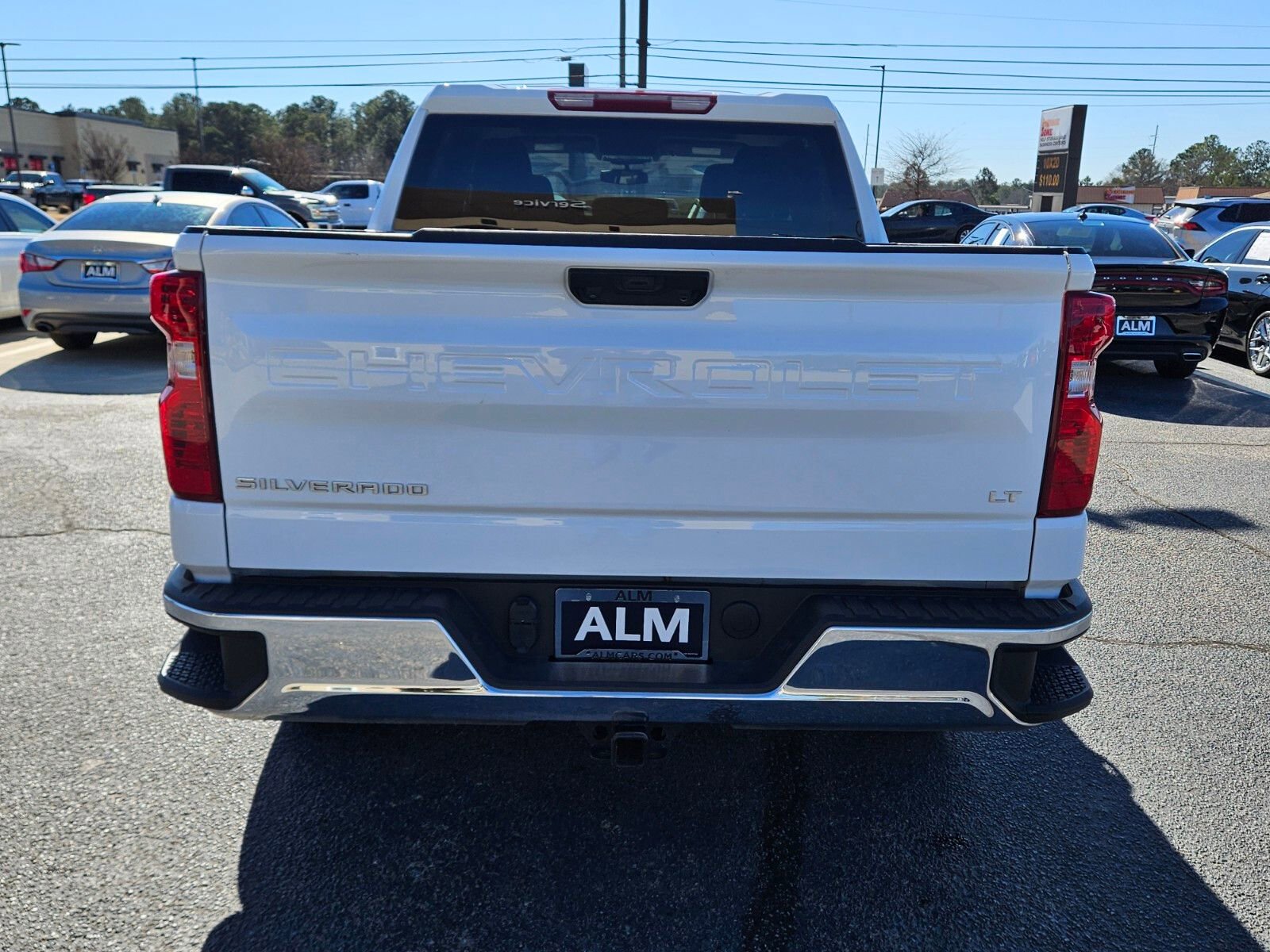 Used 2025 Chevrolet Silverado 1500 LT image 9