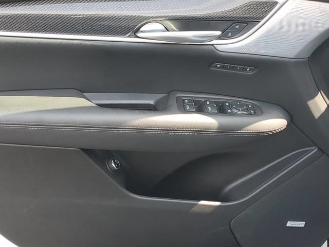Certified 2024 Cadillac XT5 Sportv w/ LPO, Floor Liner Package AWD/4WD image 10
