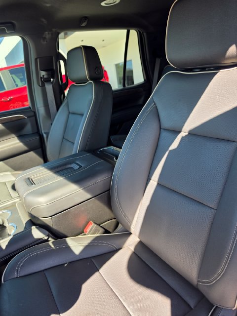 Used 2023 Chevrolet Tahoe Premier RWD image 16
