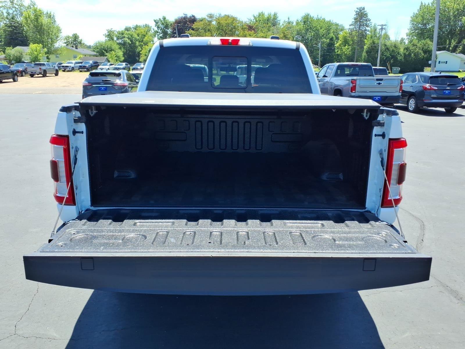 Used 2021 Ford F150 Lariat w/ Max Trailer Tow Package AWD/4WD image 20