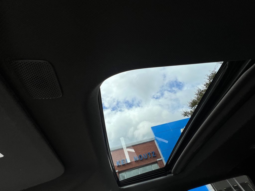 New 2026 Chevrolet Silverado 1500 LTZ w/ LTZ Premium Package image 5