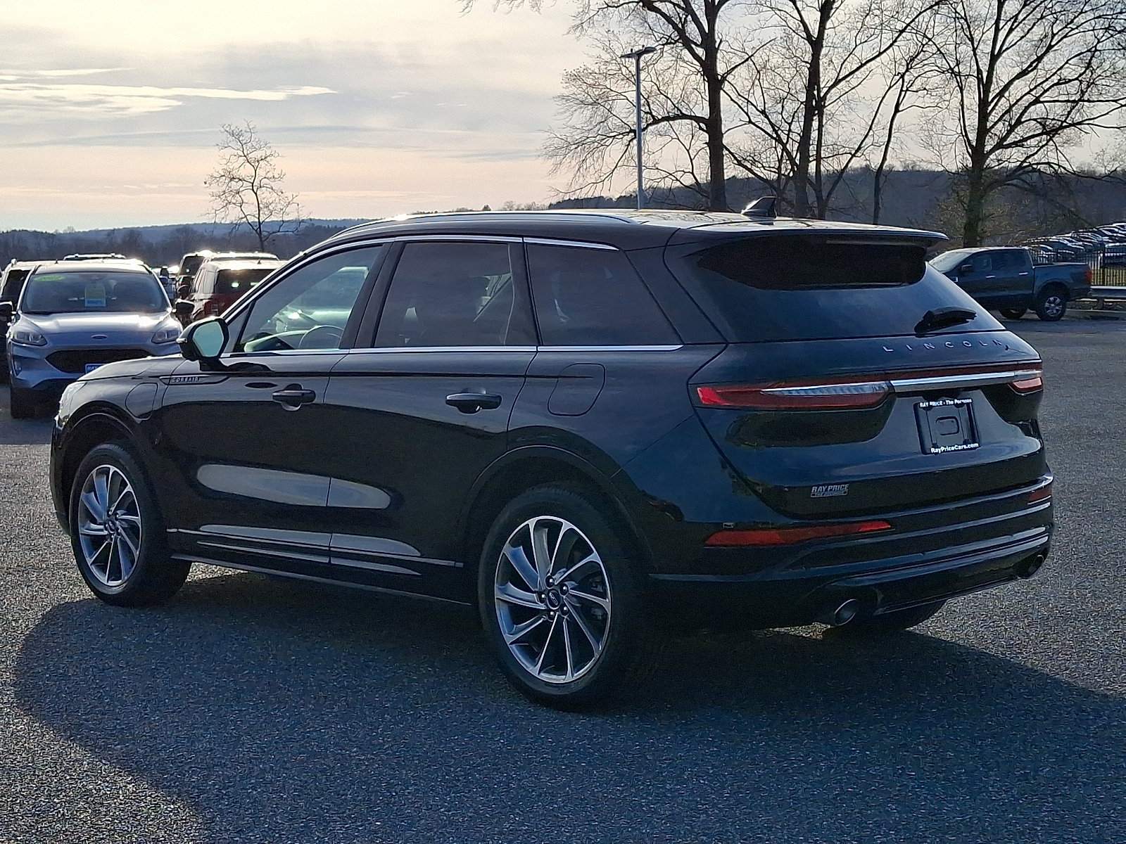 Certified 2022 Lincoln Corsair Grand Touring w/ Elements Technology Bundle image 4