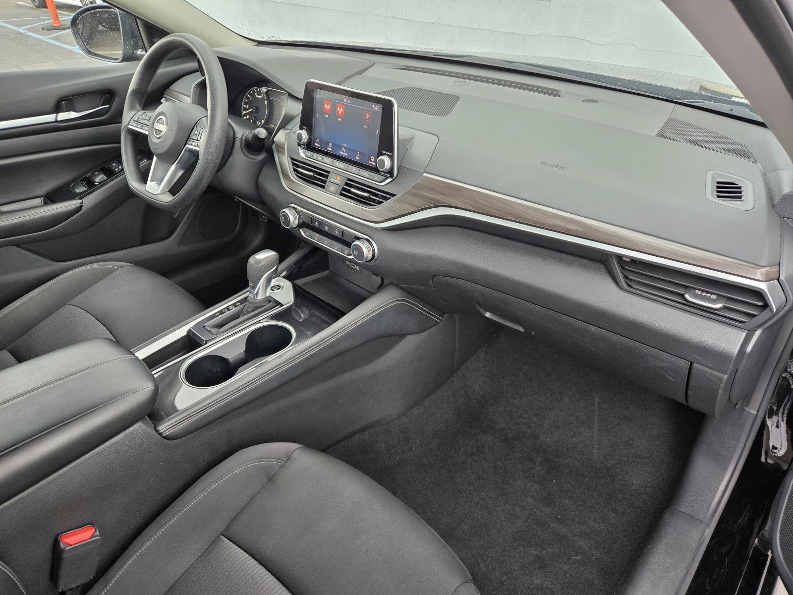 Used 2023 Nissan Altima 2.5 SV FWD image 32