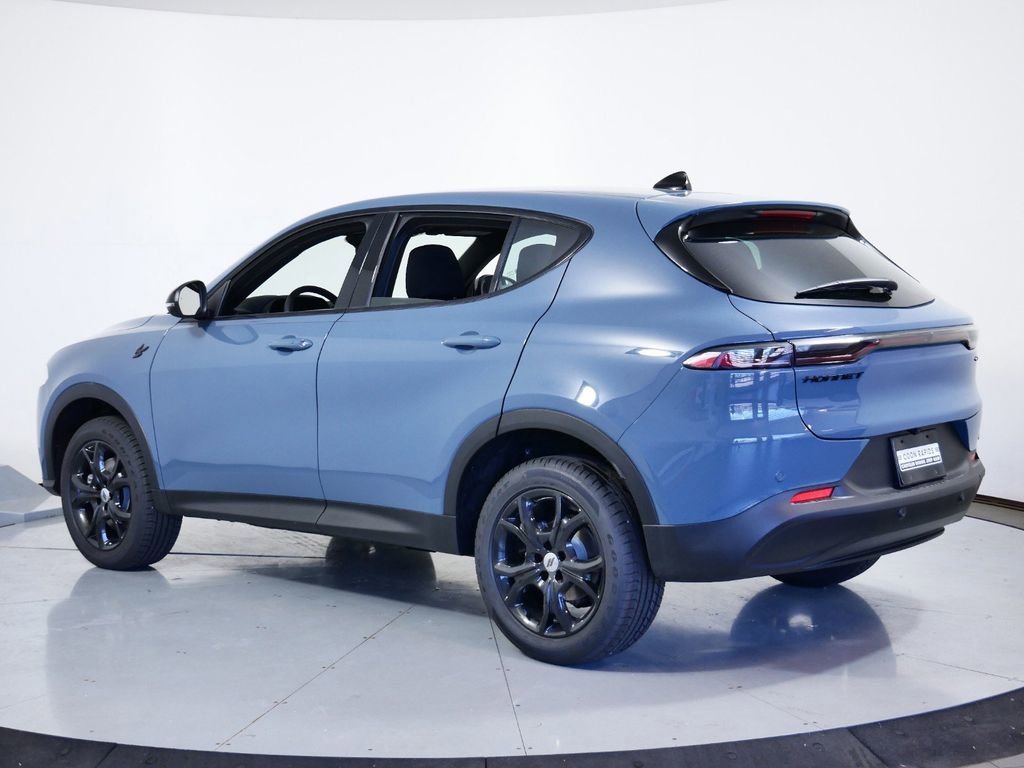 Used 2024 Dodge Hornet GT w/ GT Blacktop Package image 17