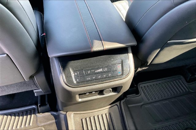 Certified 2026 Nissan Armada PRO-4X w/ Convenience Package AWD/4WD image 32
