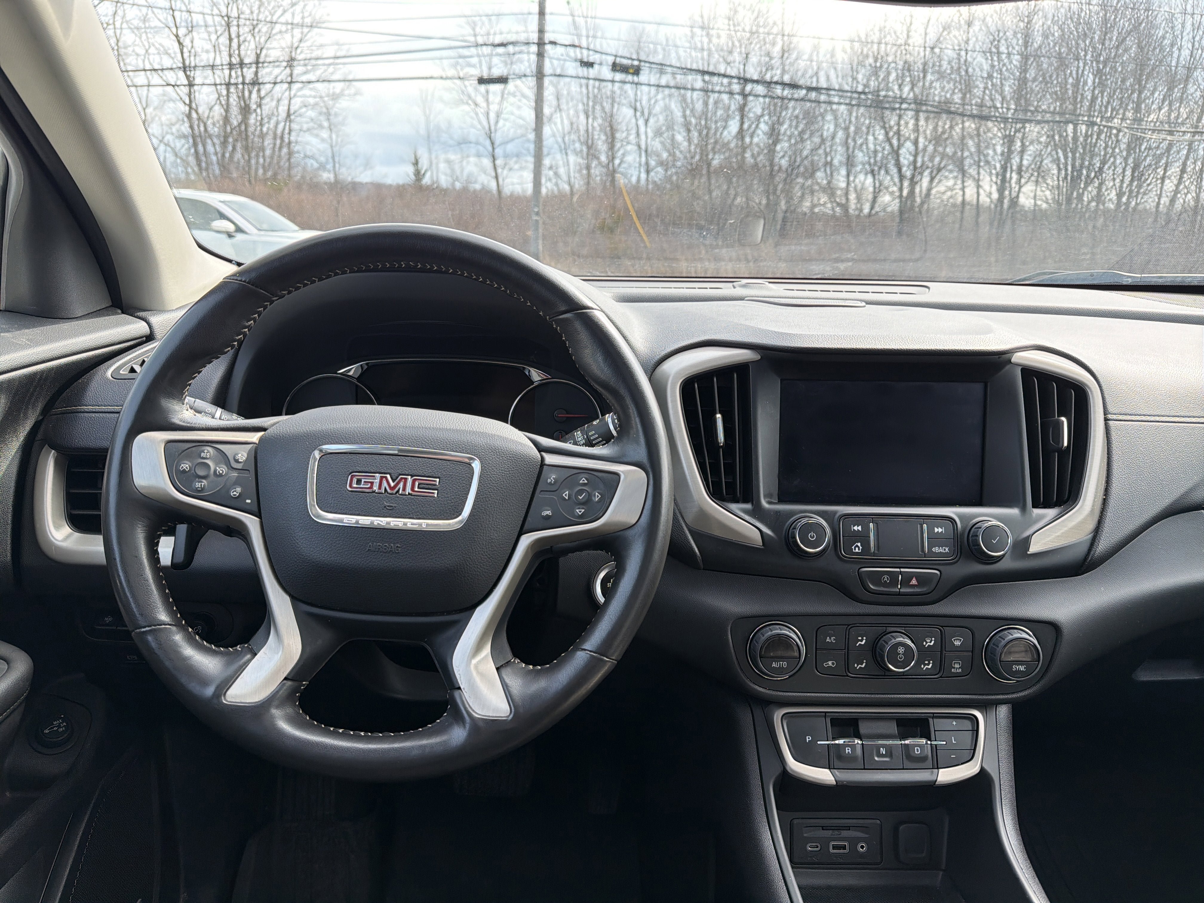 Used 2022 GMC Terrain Denali image 13