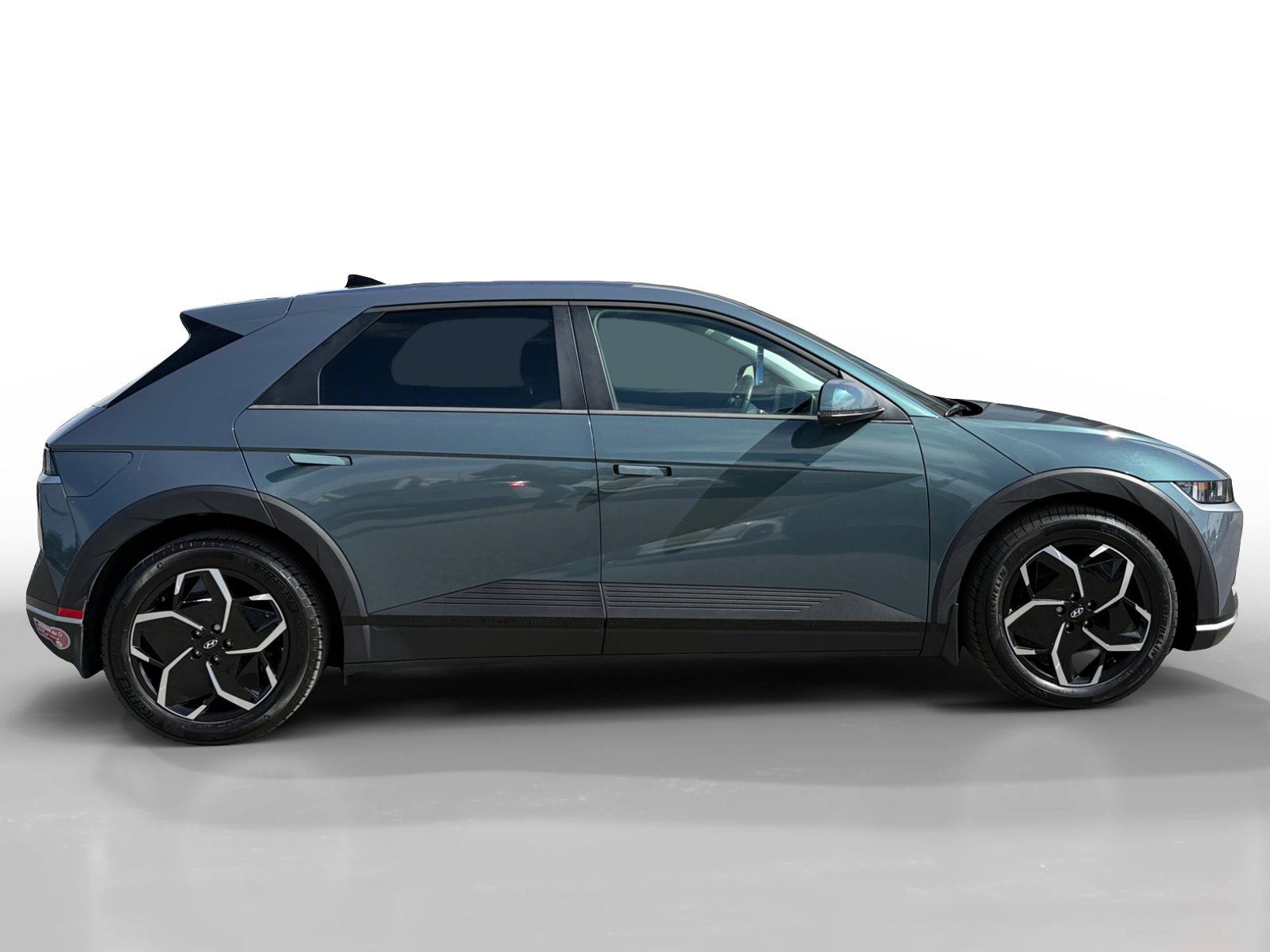 Certified 2024 Hyundai Ioniq 5 SEL RWD image 6