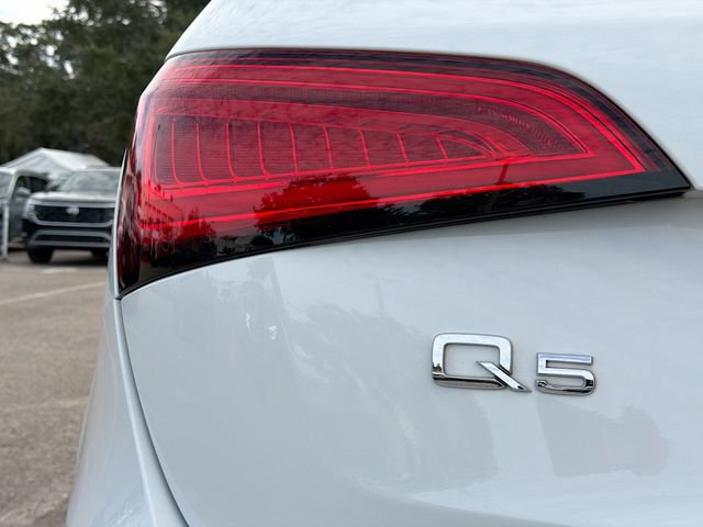 Used 2017 Audi Q5 2.0T Premium Plus w/ Technology Package image 10