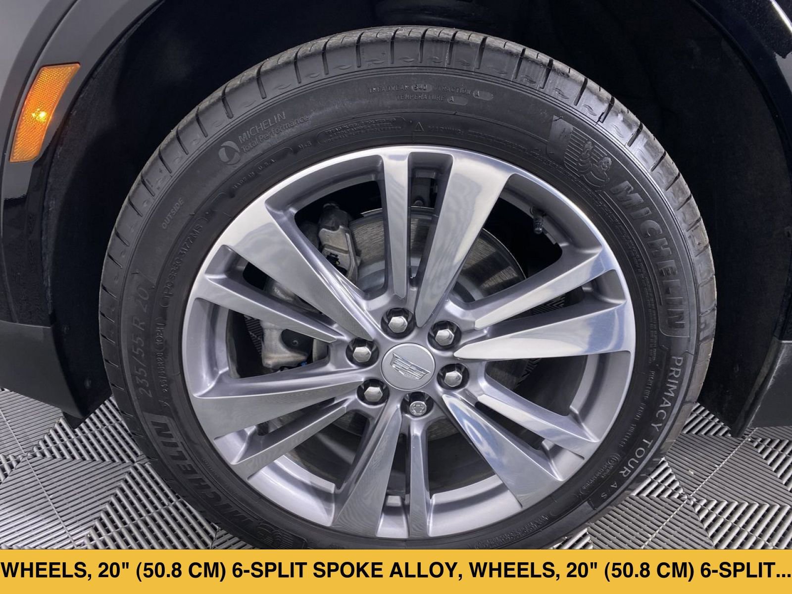 Certified 2025 Cadillac XT5 Premium Luxury FWD image 15