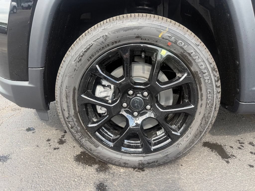 New 2026 Jeep Compass Latitude AWD/4WD image 9