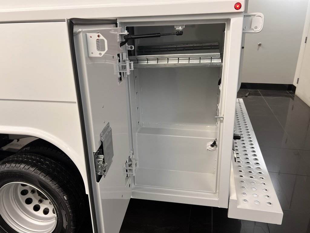 New 2026 Ford Transit 350 DRW w/ Exterior Upgrade Package image 28