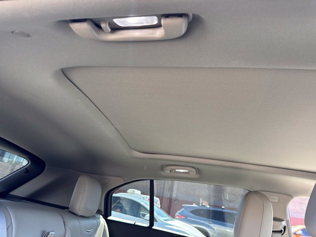 Used 2022 Cadillac XT4 Luxury w/ Cold Weather Package AWD/4WD image 28