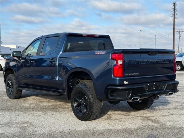 Used 2022 Chevrolet Silverado 1500 LT Trail Boss image 3