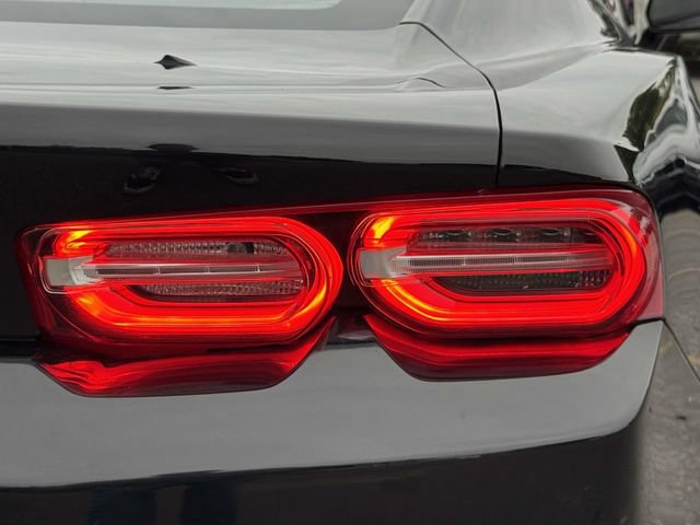 Used 2022 Chevrolet Camaro LT RWD image 16