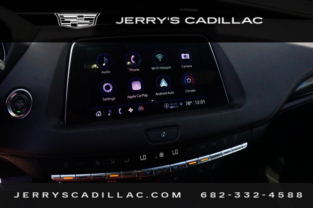 Used 2022 Cadillac XT4 Sport w/ Comfort Package FWD image 12