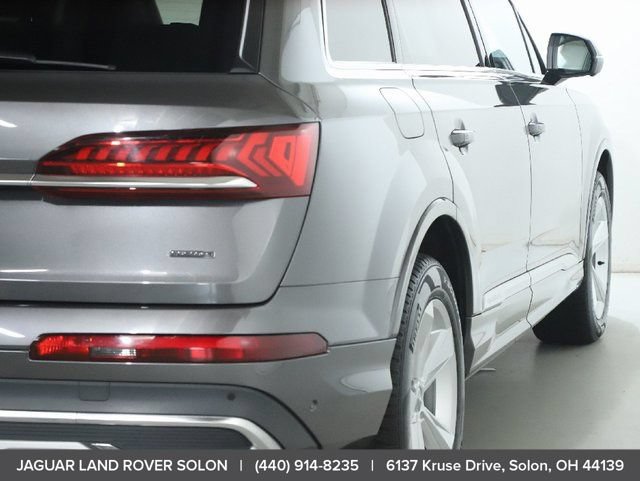 Used 2020 Audi Q7 2.0T Premium Plus AWD/4WD image 8