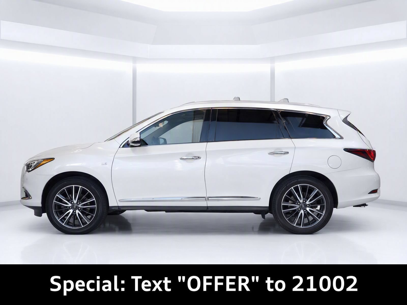 Used 2018 INFINITI QX60 Luxe w/ Deluxe Technology Package AWD/4WD image 6