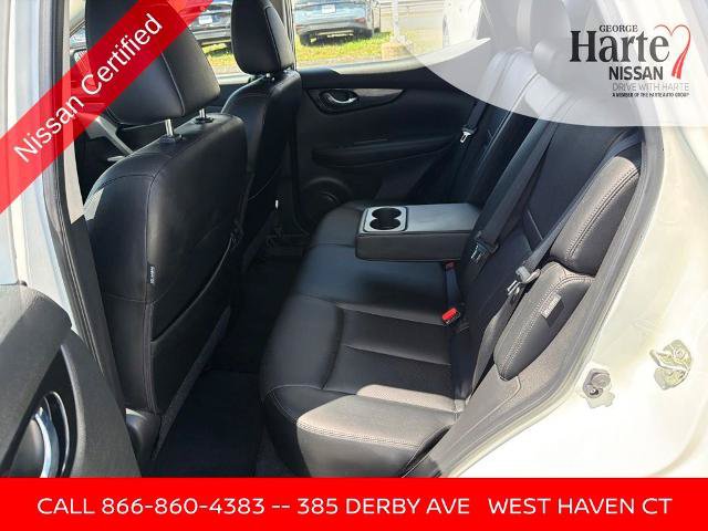 Certified 2022 Nissan Rogue Sport SL AWD/4WD image 18