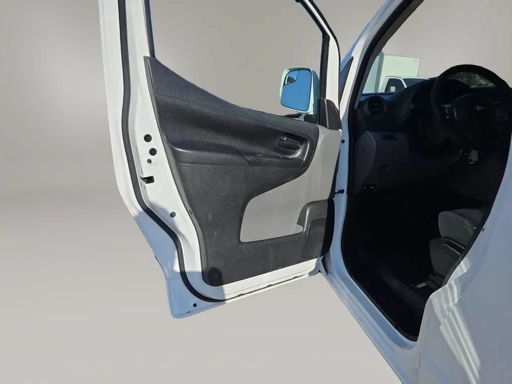 Used 2015 Chevrolet City Express LT w/ Appearance Package FWD image 26