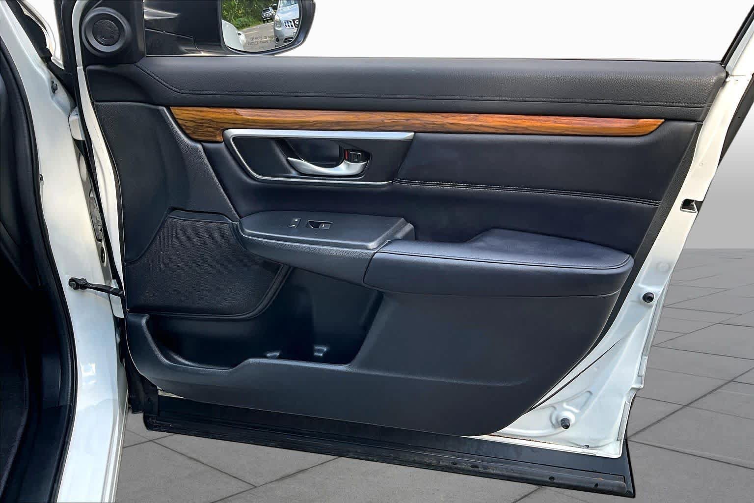 Used 2018 Honda CR-V EX-L image 22