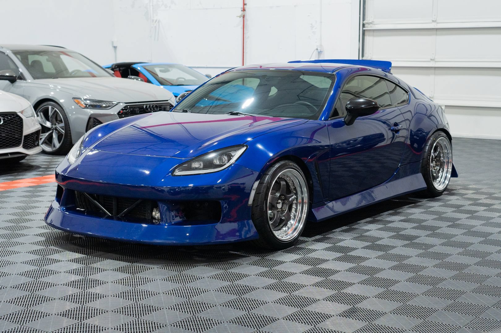 Used 2022 Toyota GR86 Premium w/ ALL Weather Mat Package (TMS) RWD image 3