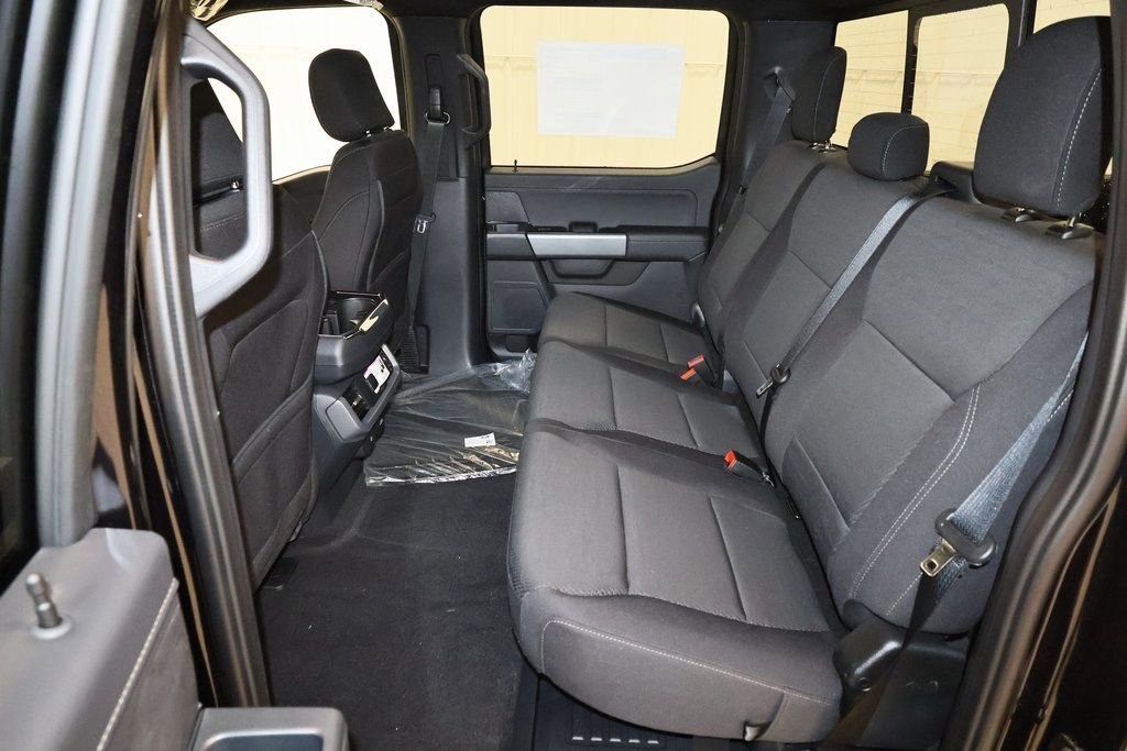 New 2025 Ford F150 XLT w/ Equipment Group 302A MID image 12