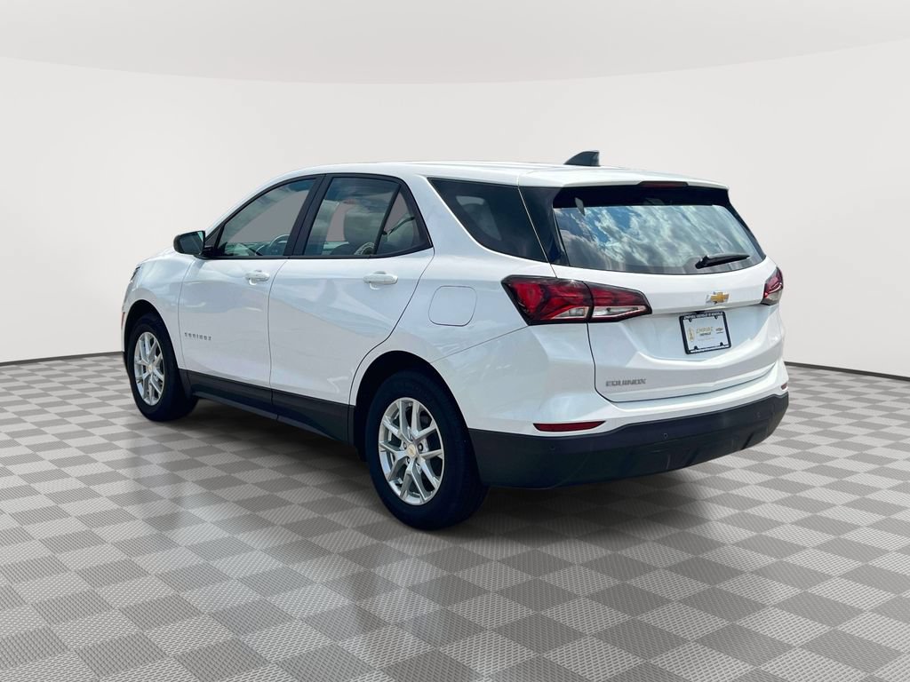 Used 2024 Chevrolet Equinox LS w/ Driver Confidence II Package FWD image 7