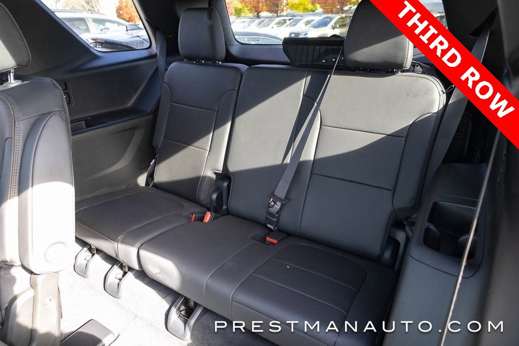 Used 2023 Chevrolet Traverse High Country w/ LPO, Floor Liner Package image 5