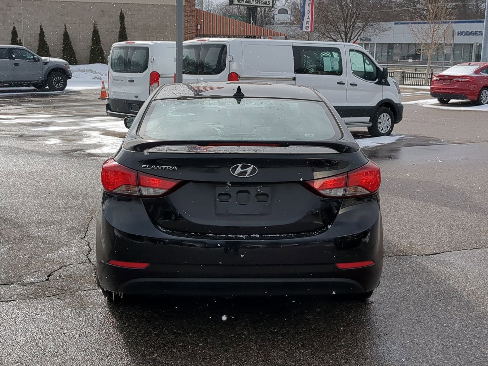 Used 2015 Hyundai Elantra SE w/ Option Group 02 image 17