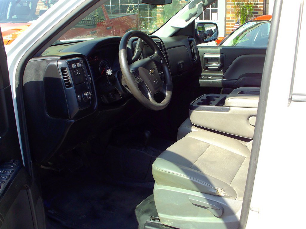 Used 2017 Chevrolet Silverado 1500 W/T AWD/4WD image 6