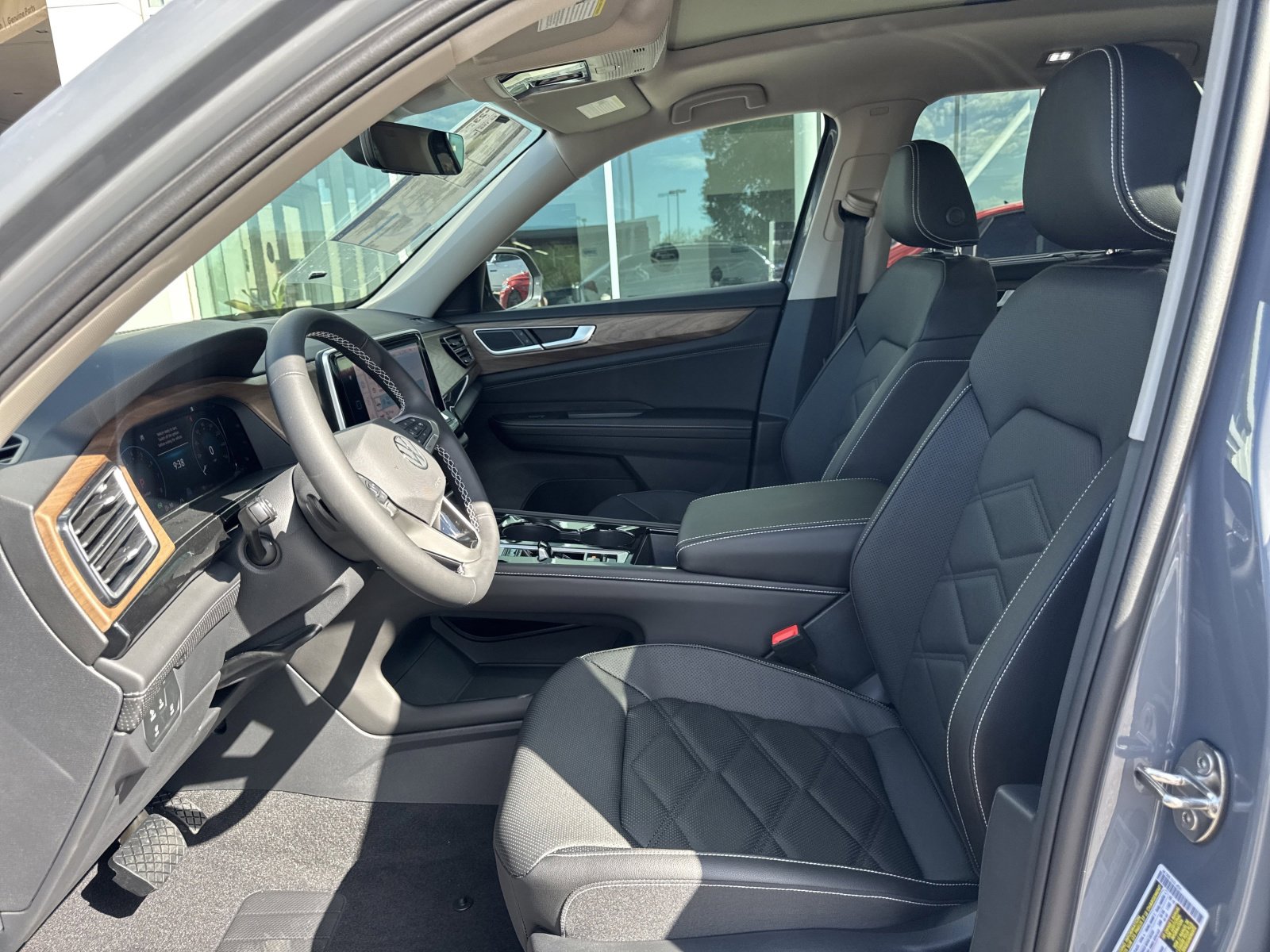 New 2026 Volkswagen Atlas SE image 9